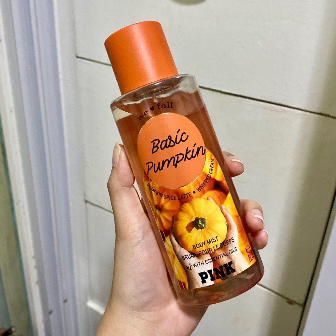 AUTH VS PINK | BASIC PUMPKIN (Category: Fragrance & Deodorants) located in Antipolo. Submitted by acecapsuleph (Listing ID 1287658917, Image 1). Description: ▫️RFS: Sobrang dami ko ng pabango need ko magdeclutteeer 🥹 ▫️ Payment first or COD (with additional charge). Checkout via Orange App.