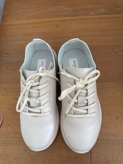 (Category: ) located in . Submitted by keng818 (Listing ID 1287431542, Image 1). Description: .