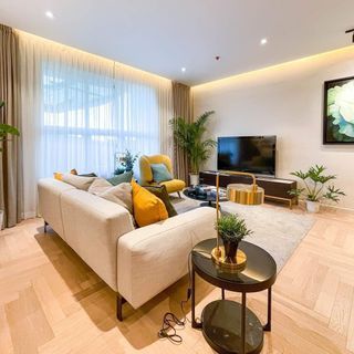 3 Bedroom Condo Unit For Sale in Horseshoe Quezon City