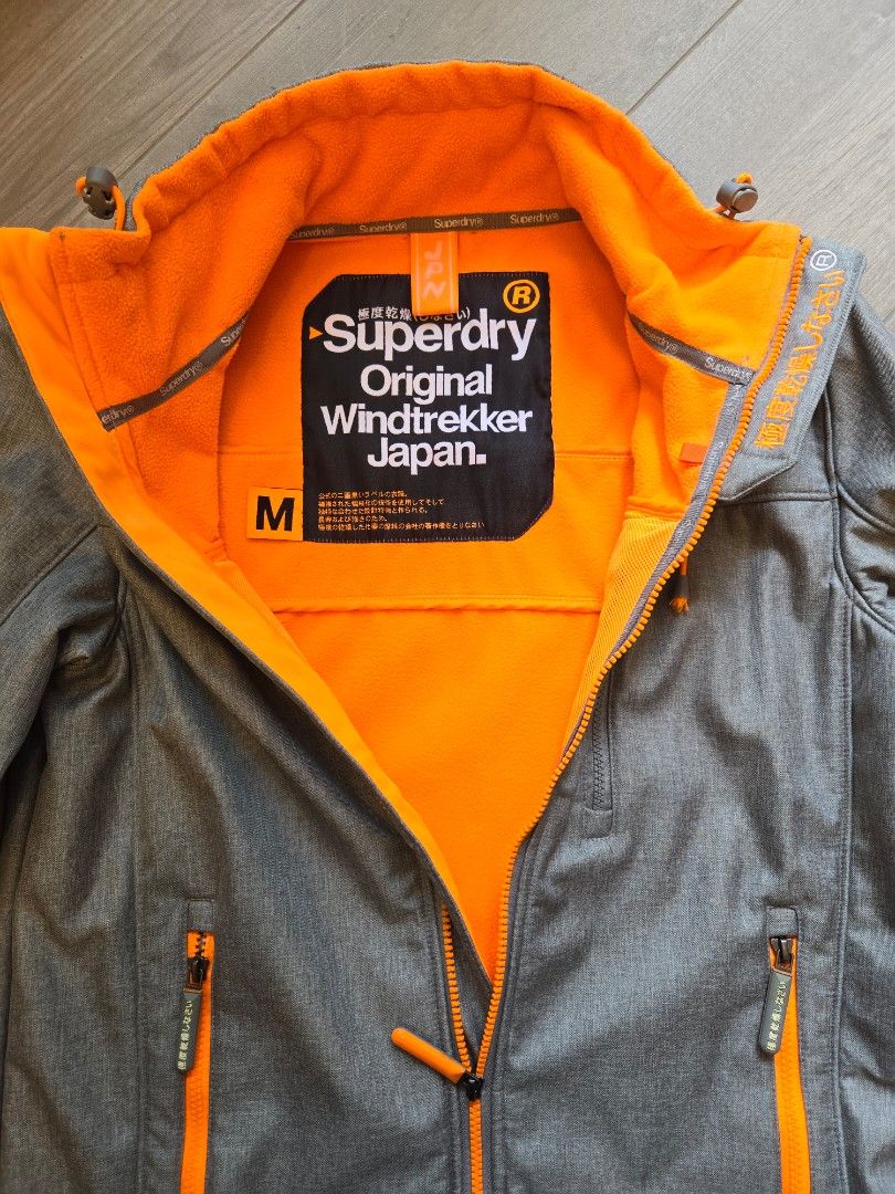 Superdry Original Windtrekker Japan Carousell