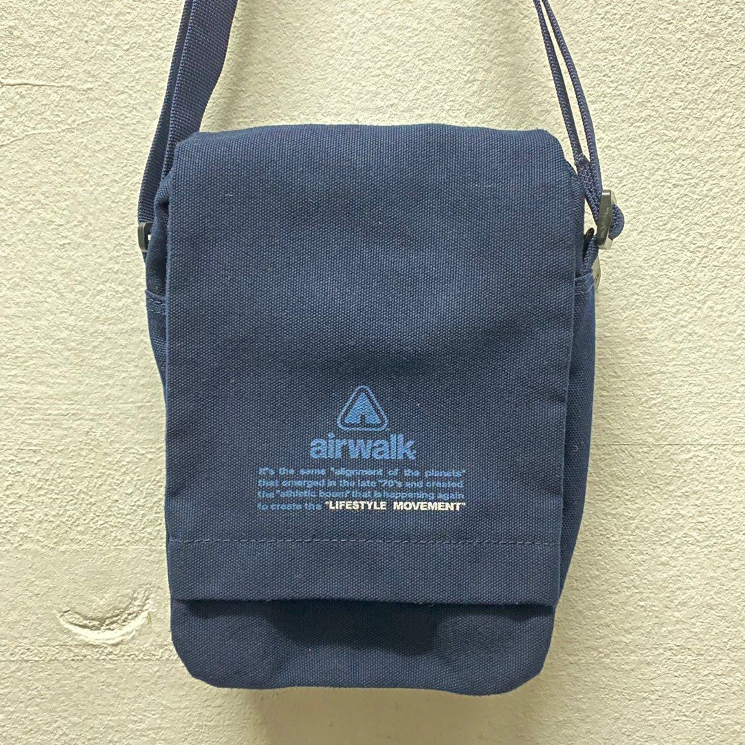 Airwalk Sling Bag