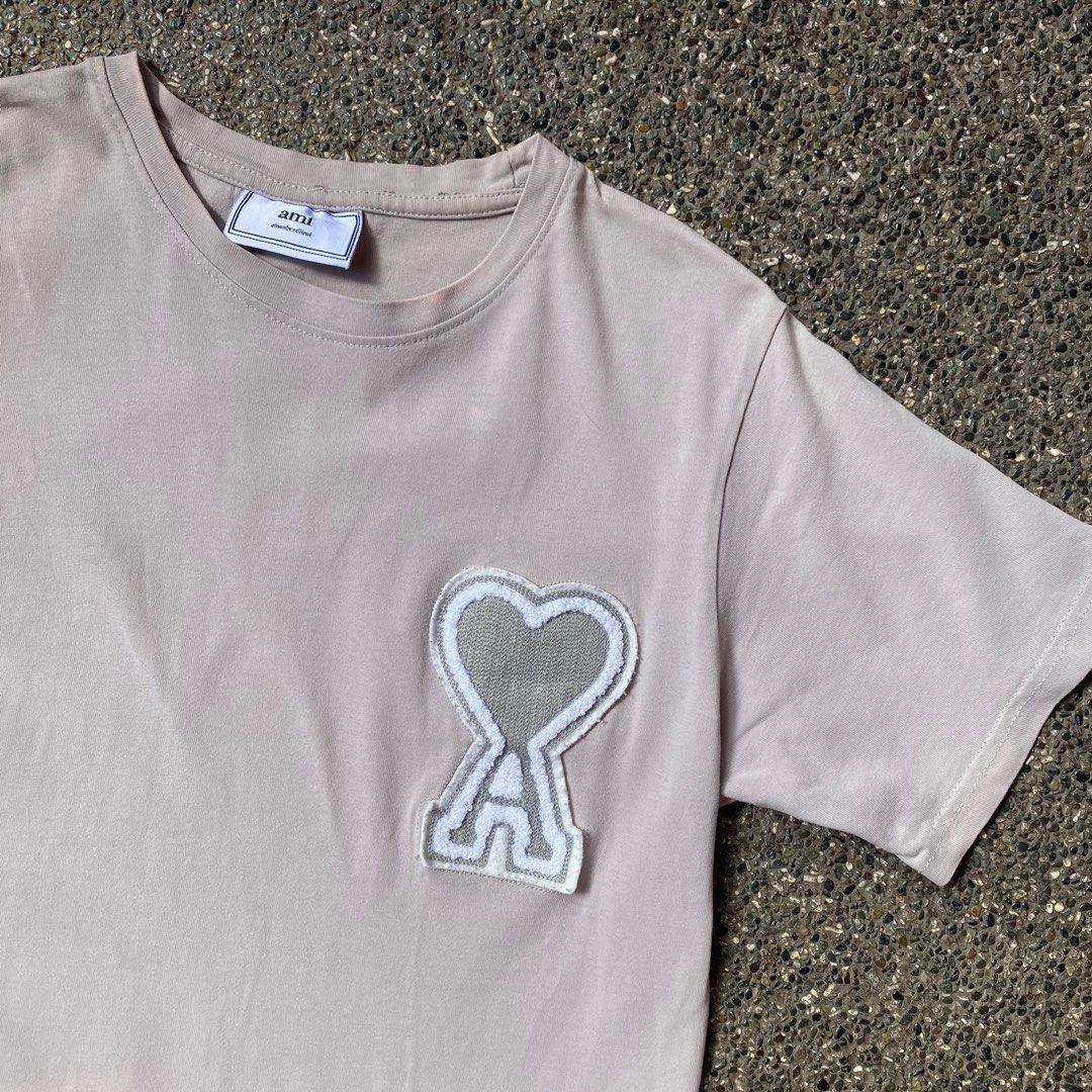 💫Ami Paris Shirt (Category: Luxury Apparel) located in Manila. Submitted by yourdaily_obsessions (Listing ID 1287786568, Image 2). Description: Item: AMI •Size: S-M •Measurements: 19”x26”, •Super love ko color nito usually kasi white or black lang. -kindly see pictures first to see minimal flaw..