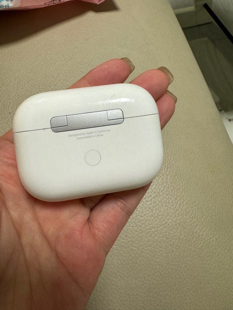 Apple AirPods Pro 1 （分類：耳機）位於 Hong Kong。 由 ynpjai 提交（商品編號 1287845042，圖片 3）。簡介： AirPods Pro 1 操作正常 因已換2所以換 。