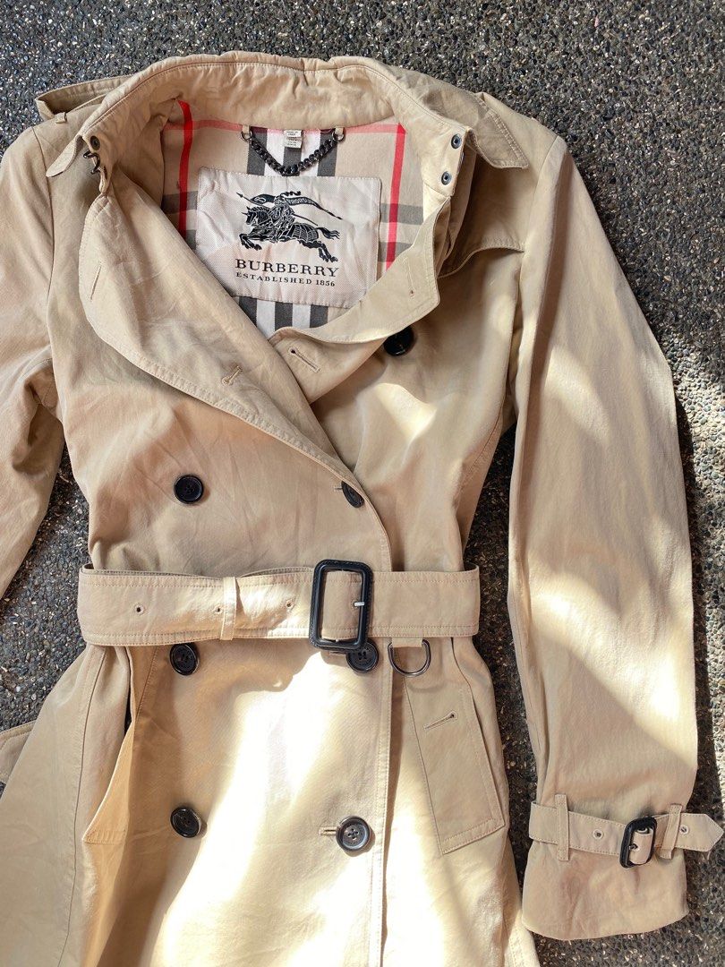 Authentic burberry trench coat store