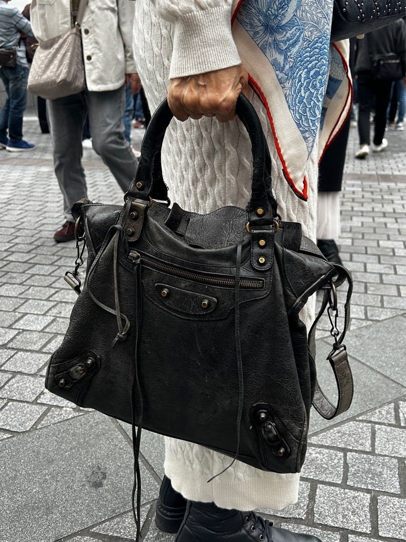 Balenciaga city long strap discount