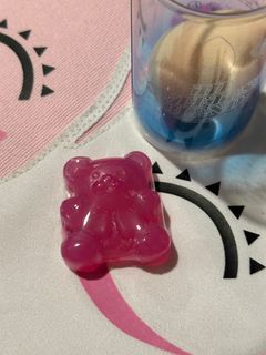 Blendercleanser scented gummy bear limited edition