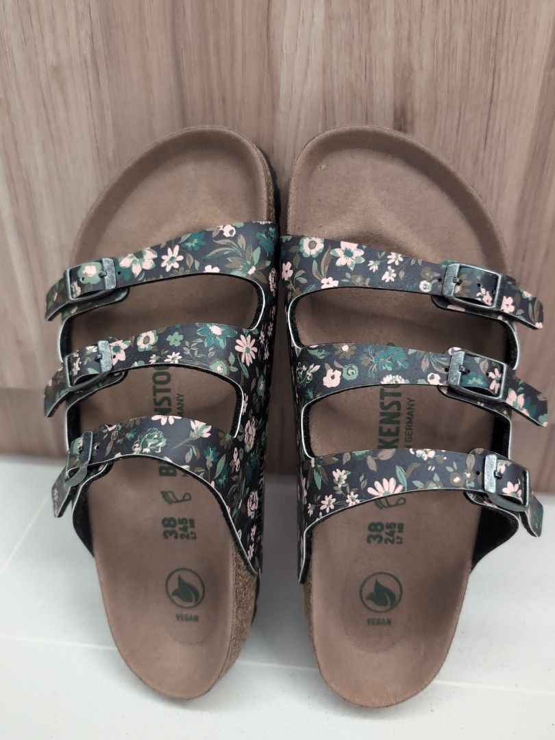 Zalora 2025 birkenstock authentic