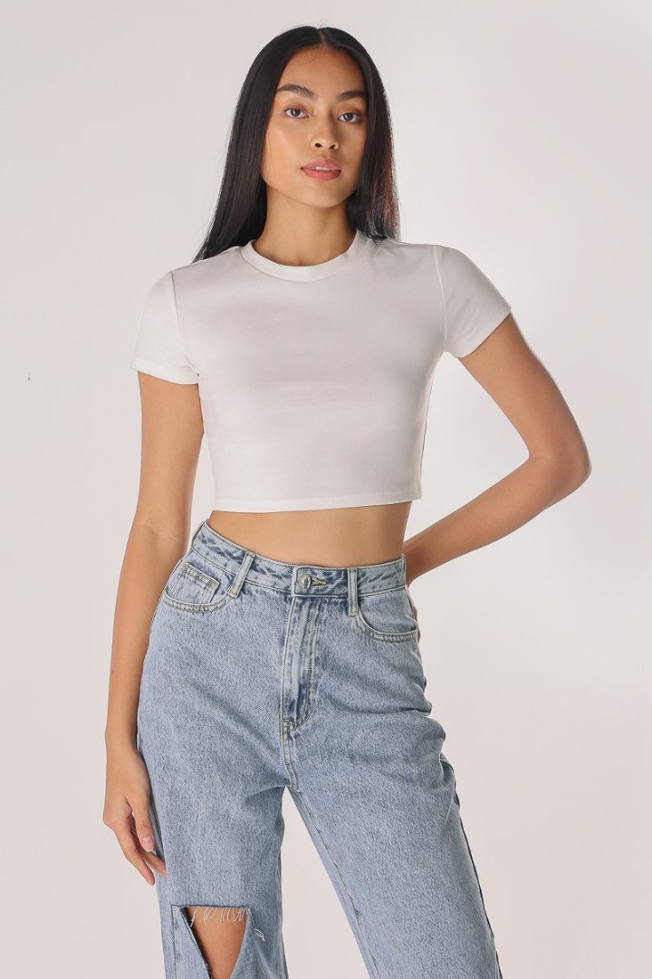 White crop tee hot sale