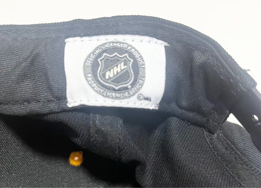 Cap (Category: Caps & Hats) located in Singapore. Submitted by ct_ilyas (Listing ID 1287754881, Image 3). Description: .