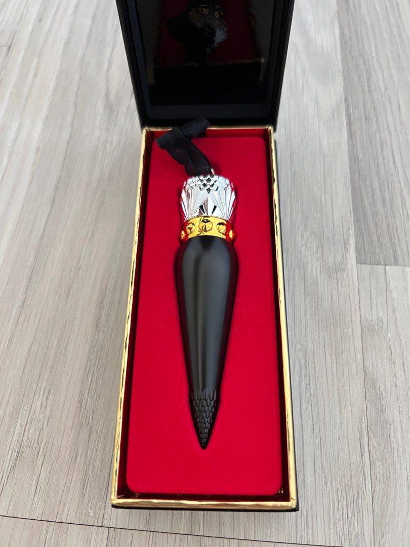Cl lipstick 001m outlet