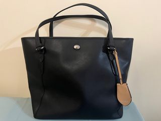 （分類：）位於 。 由 longlonglorry 提交（商品編號 1287852620，圖片 1）。簡介： 。