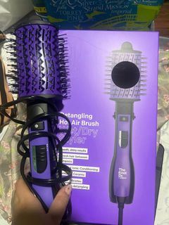 (Category: ) located in . Submitted by shopmerchic (Listing ID 1287823702, Image 1). Description: .