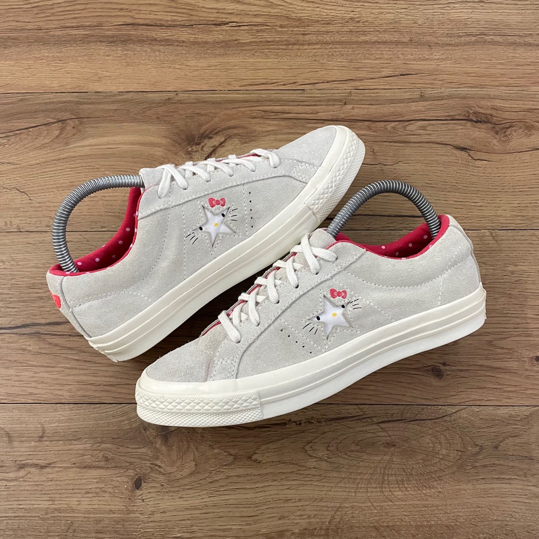 Converse x hello kitty 5.5uk Women s Fashion Footwear