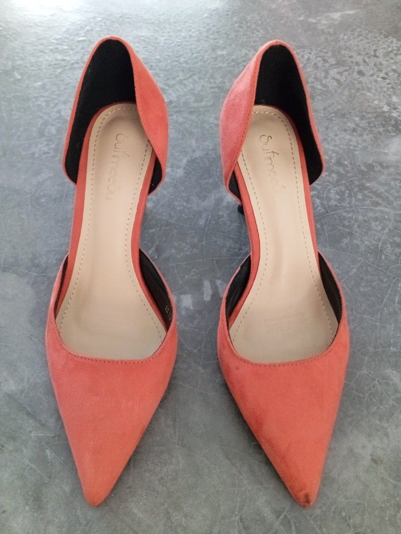Coral on sale orange heels