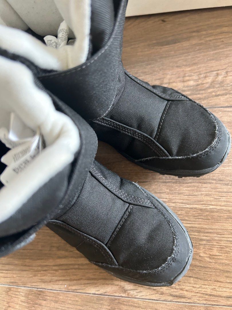Decathlon kids winter boots Babies Kids Babies Kids Fashion on Carousell