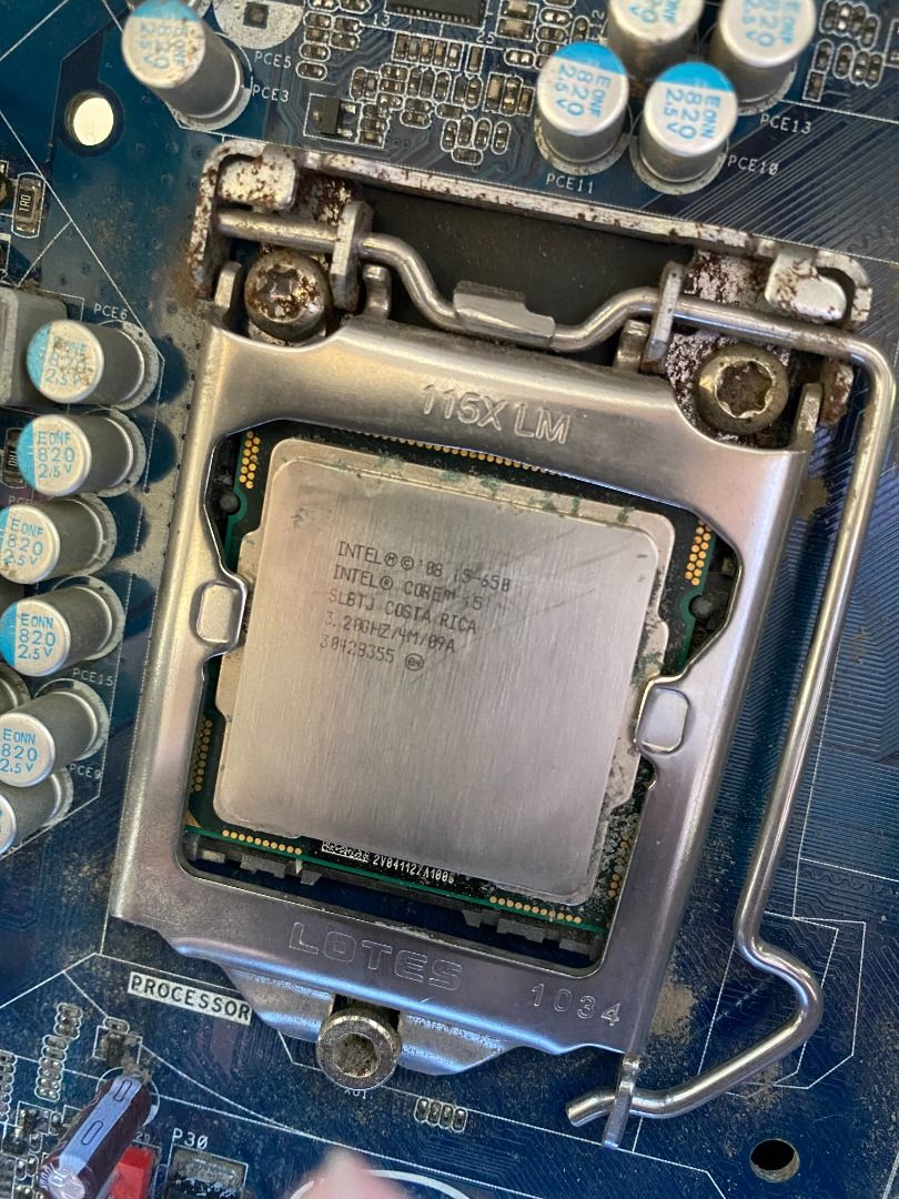 defective computer intel core i5 motherboard (Category: Desktops) located in Makati City. Submitted by mighty.simpletrading (Listing ID 1287685675, Image 3). Description: will be listing as Defective since not sure if working location: makati city brand: intel core i5-650 price: 950php package includes: 1x intel desktop DH55PJ motherboard 1x intel core i5-650 processor w/heatsink fan 1x powersupply 600w generic 1x sata cable 1x case no back cover