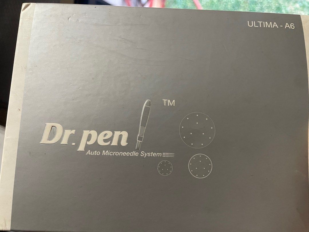 Dermapen A6 (Category: Face Care) located in Manila. Submitted by ForeverSeptember (Listing ID 1287781327, Image 2). Description: Brandnew and original. Bought for 5,000php. Na - stock lang po but 100% working Dermapen micro-needling uses a small dermatology treatment device (the dermapen), for a micro-needling procedure which has the capability to effectively address skin problems such as ageing, fine lines, stretch marks and acne scars.