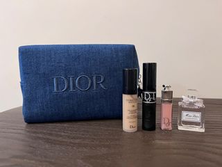 （分類：）位於 。 由 dunfindmecato 提交（商品編號 1287835997，圖片 1）。簡介： 。