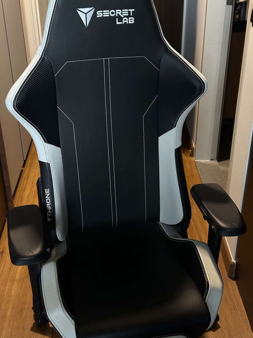 Secretlab clearance throne discontinued