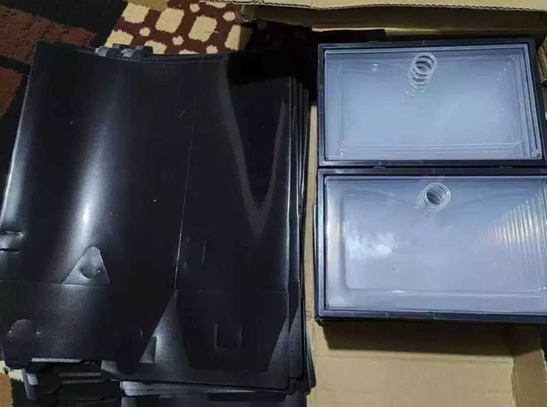 Foldable Shoe Box Organizer (Category: Storage Boxes & Baskets) located in Quezon City. Submitted by fleamrkt (Listing ID 1287687480, Image 2). Description: DIY Foldable corrugated hard plastic Waterproof, durable, and stackable Drawer case pull-hole design Easy to use .