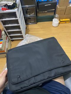 ‼️FOR SALE‼️ Multi Pocket Laptop Sleeve