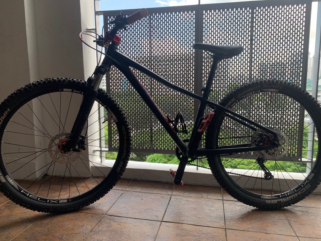 Upgraded Specialised Pitch Mountain Bicycle MTB FOR SALE