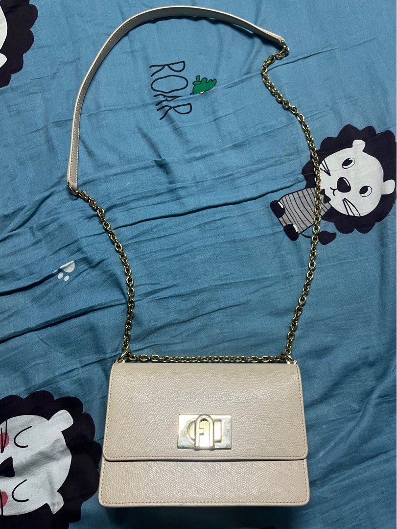 Furla 少女手袋(可議價), 名牌, 手袋及銀包- Carousell