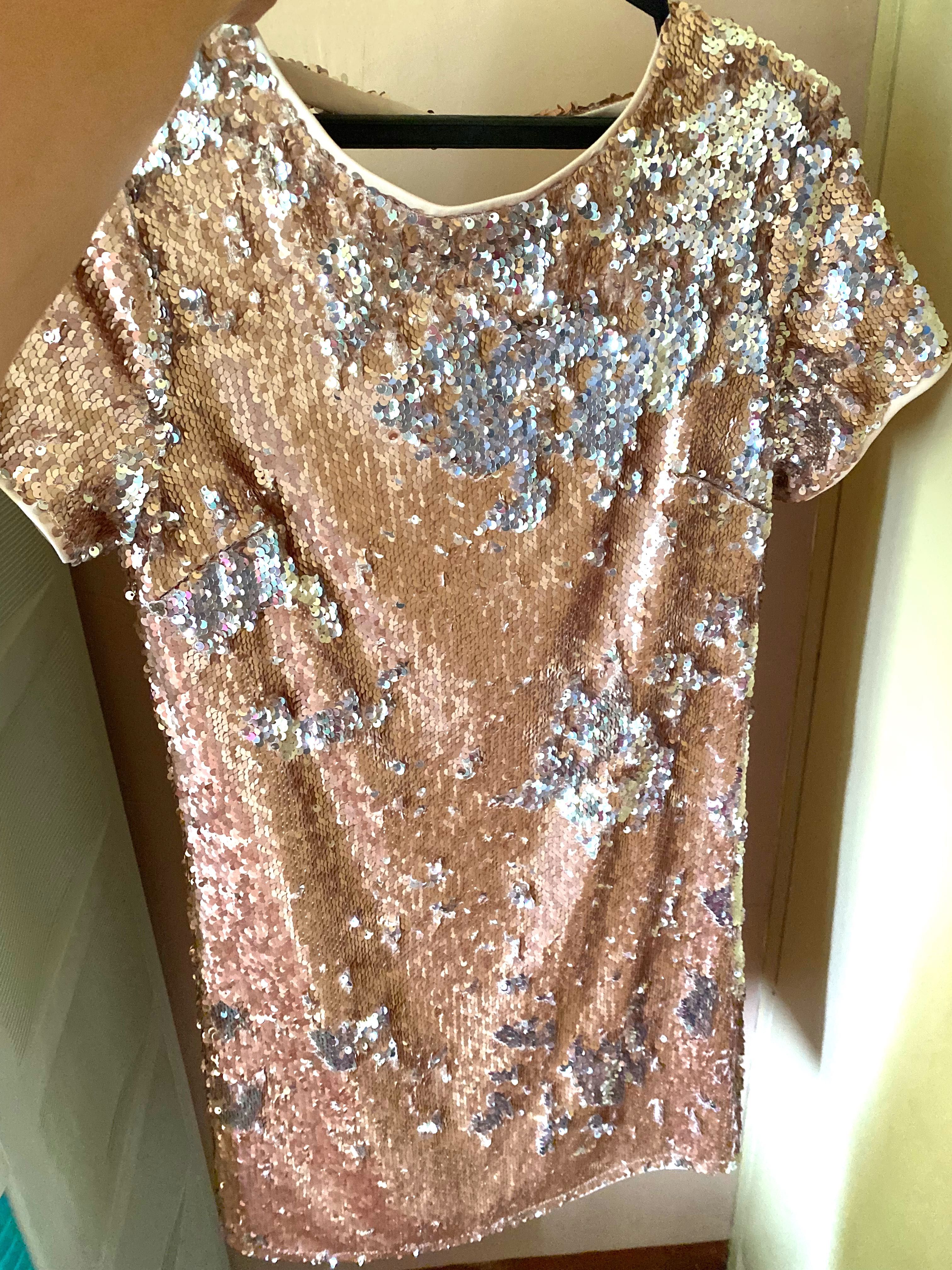 Glittered Mini Gold Dress -Small (Category: Dresses) located in Manila. Submitted by nallazaid (Listing ID 1287750370, Image 1). Description: Glittered Mini- Gold Dress So nice in actual for parties, bday etc. Small-Semi Med (27-28” waistline) 34-36-Bustline Note: not stretch...