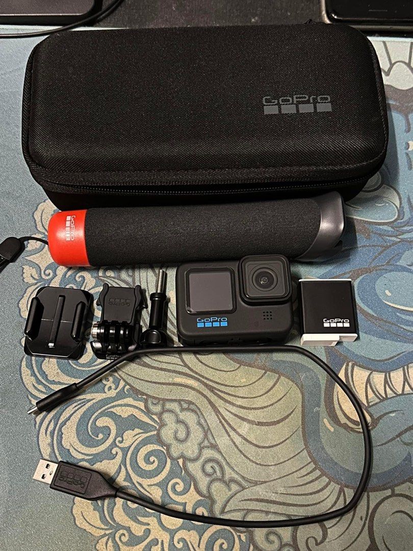GoPro Hero 11 (Category: Video Cameras) located in Manila. Submitted by kkaayy88 (Listing ID 1287887510, Image 1). Description: .