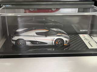 （分類：）位於 。 由 xemberx 提交（商品編號 1287773102，圖片 1）。簡介： 。