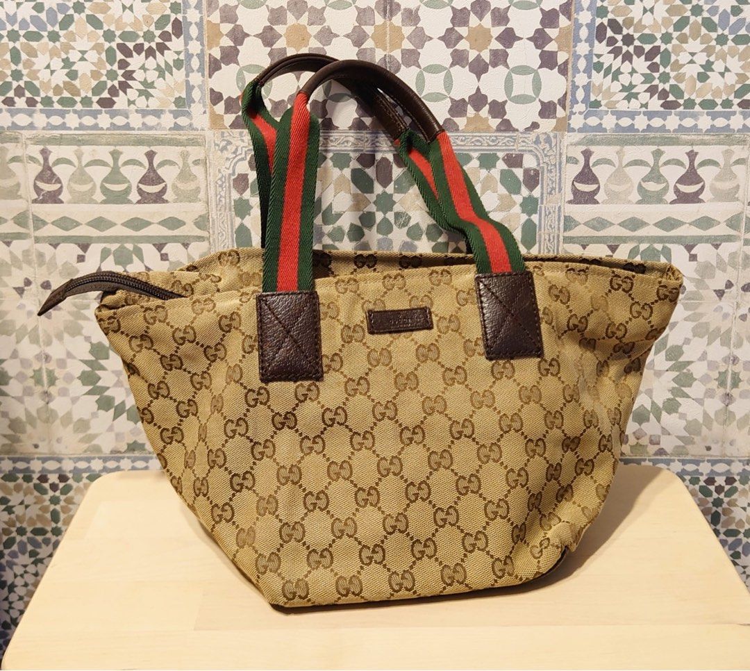 Gucci carry all Carousell