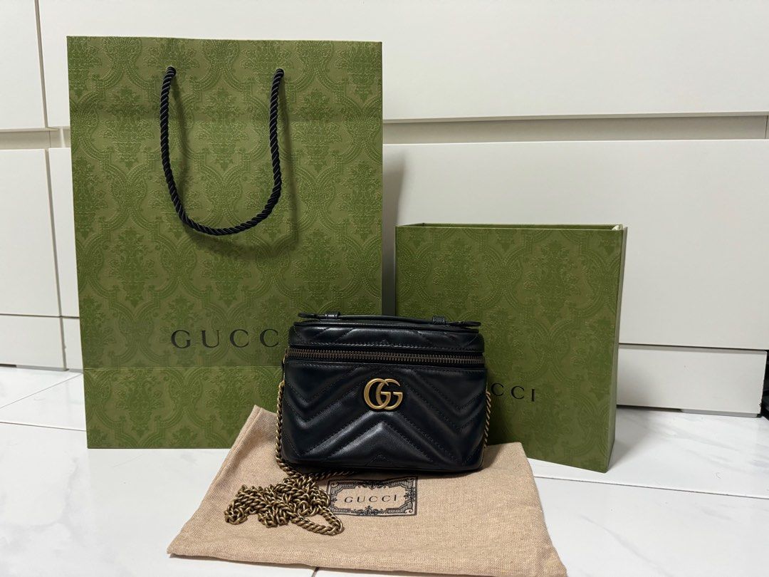 Gg marmont leather hot sale top handle mini bag