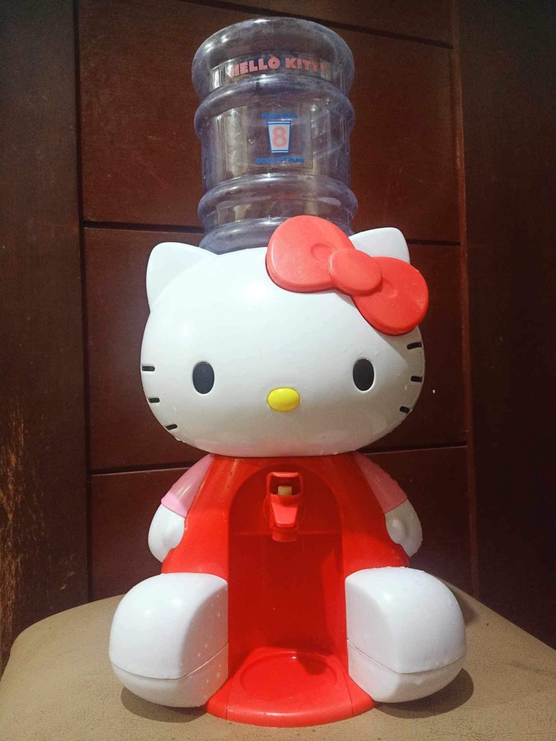 Hello Kitty Mini Dispenser 8 Glasses Water Dispenser no elecretic, TV &  Home Appliances, Kitchen Appliances, Water Purifiers & Dispensers on  Carousell