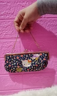HELLO KITTY POUCH/WALLET