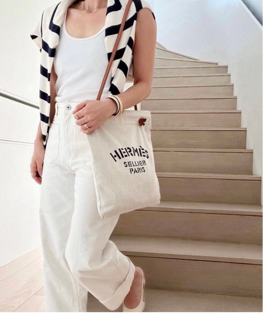 Hermes Aline Grooming Bag Women s Fashion Watches Accessories Other Accessories on Carousell