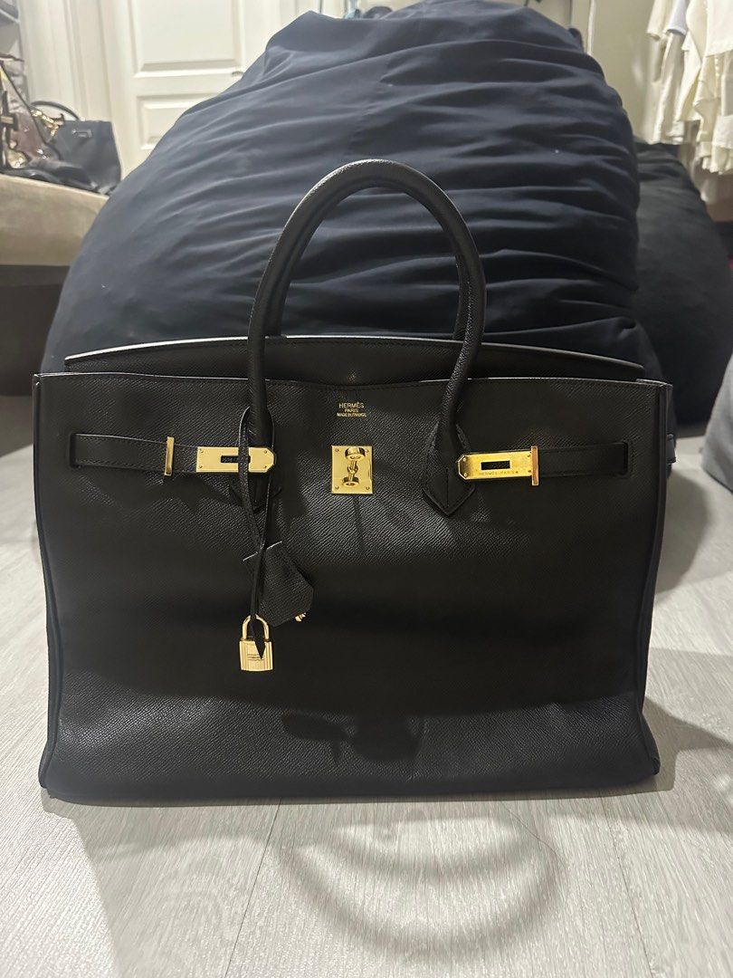 Hermes Black Birkin Big Size (Category: Luxury Bags & Wallets) located in Makati City. Submitted by luxedeclutter (Listing ID 1282175459, Image 1). Description: Top Grade Quality With signs of usage .
