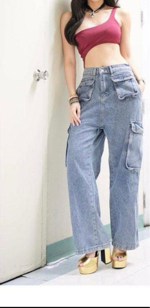JR Cargo Pants garterized back - BKK/Bangkok (Category: Jeans) located in Manila. Submitted by smbc05 (Listing ID 1272410205, Image 2). Description: Selling this cargo pants as it does not fit my body frame. Regular price is 1050 From Bangkok. measurement waist - 26-32 inches hips up to 42inches length 40 inches.