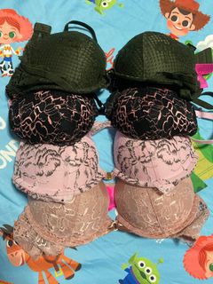 (Category: ) located in . Submitted by _jayjayjia_ (Listing ID 1287833676, Image 1). Description: .