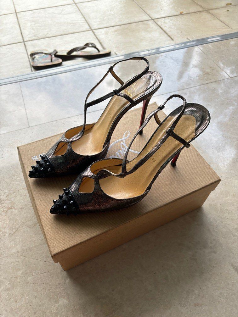 Lightly Used Authentic Christian Louboutin heels