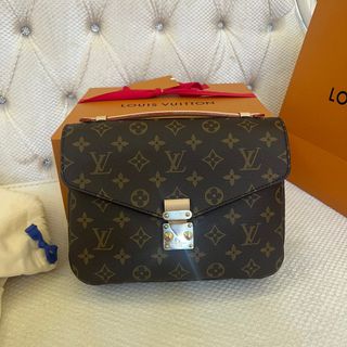 (Category: ) located in . Submitted by itsyennnn (Listing ID 1287745195, Image 1). Description: .