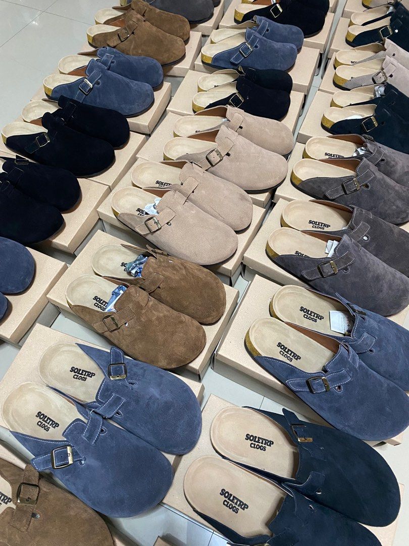 Marikina Clogs (Category: Slippers & Slides) located in Angeles City. Submitted by kabs_dc (Listing ID 1281036460, Image 1). Description: Handmade Birkenstock-inspired clogs made from the shoe capital of the Philippines, Marikina City For only P850, discounts are given for two orders or more. Sizes: Mens 6-11 Womens 5-9 ‼️REQUIRED DP ATLEAST 200 PESOS‼️ COLORS AVAILABLE •BLACK •BEIGE •TAUPE GRAY •GRAY •CHOCOLATE BROWN ‼️OPEN FOR WHOLE SALE‼️.