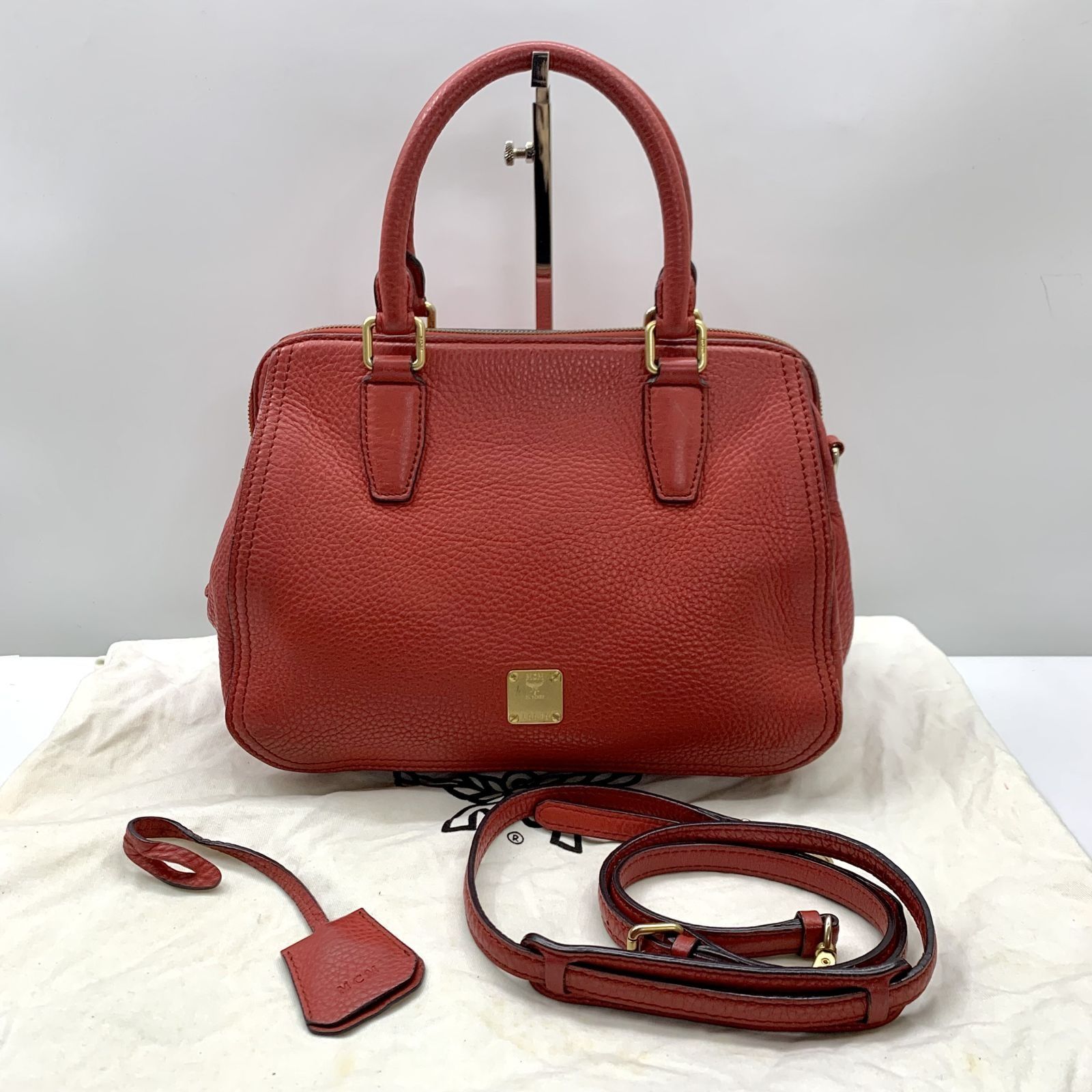 Mcm red shoulder bag outlet