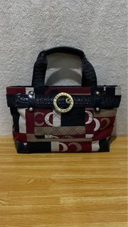 (Category: ) located in . Submitted by DreamHighPreloved (Listing ID 1287865580, Image 1). Description: .