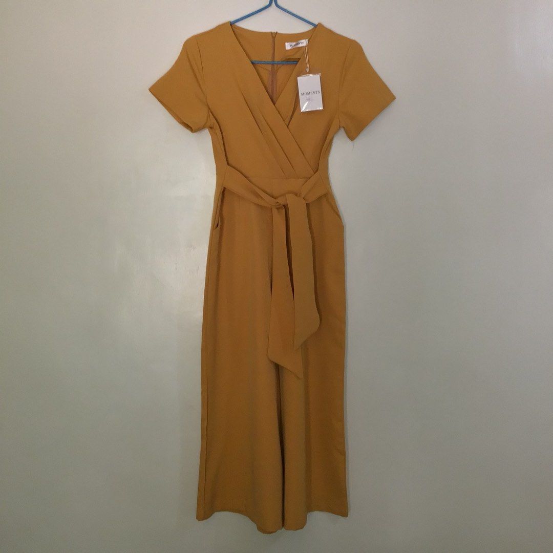 Mustard Jumpsuit (Category: Jumpsuits) located in San Carlos. Submitted by cometsans (Listing ID 1287713309, Image 1). Description: LP ( Please no haggling) - Please read the description before inquiry WOMEN'S MUSTARD JUMPSUIT - Never been used, still with tag (na-stock lang sa cabinet) - Color condition: 10/10 - Made from thick material, good for formal/semi-formal events - See last photo for measurements - has some very minimal dirt (I'm not su