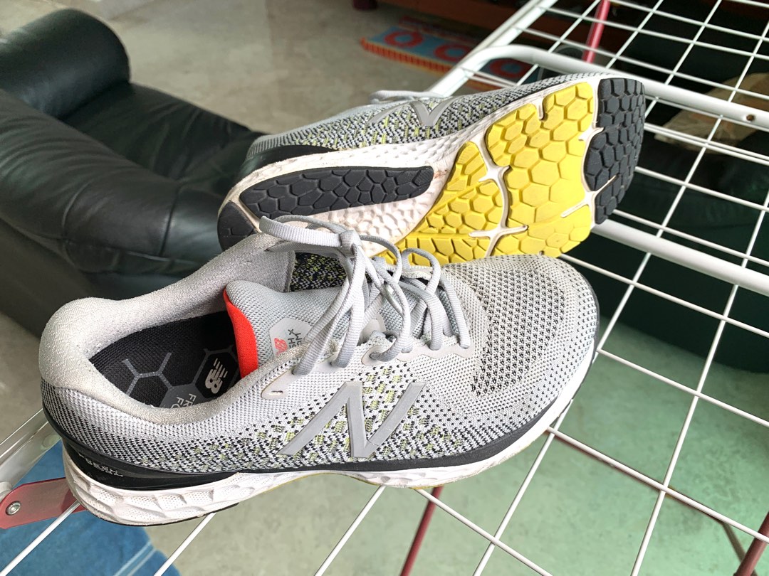 New Balance 880 Fresh foam US 7.5 Men s Fashion Footwear Sneakers on Carousell