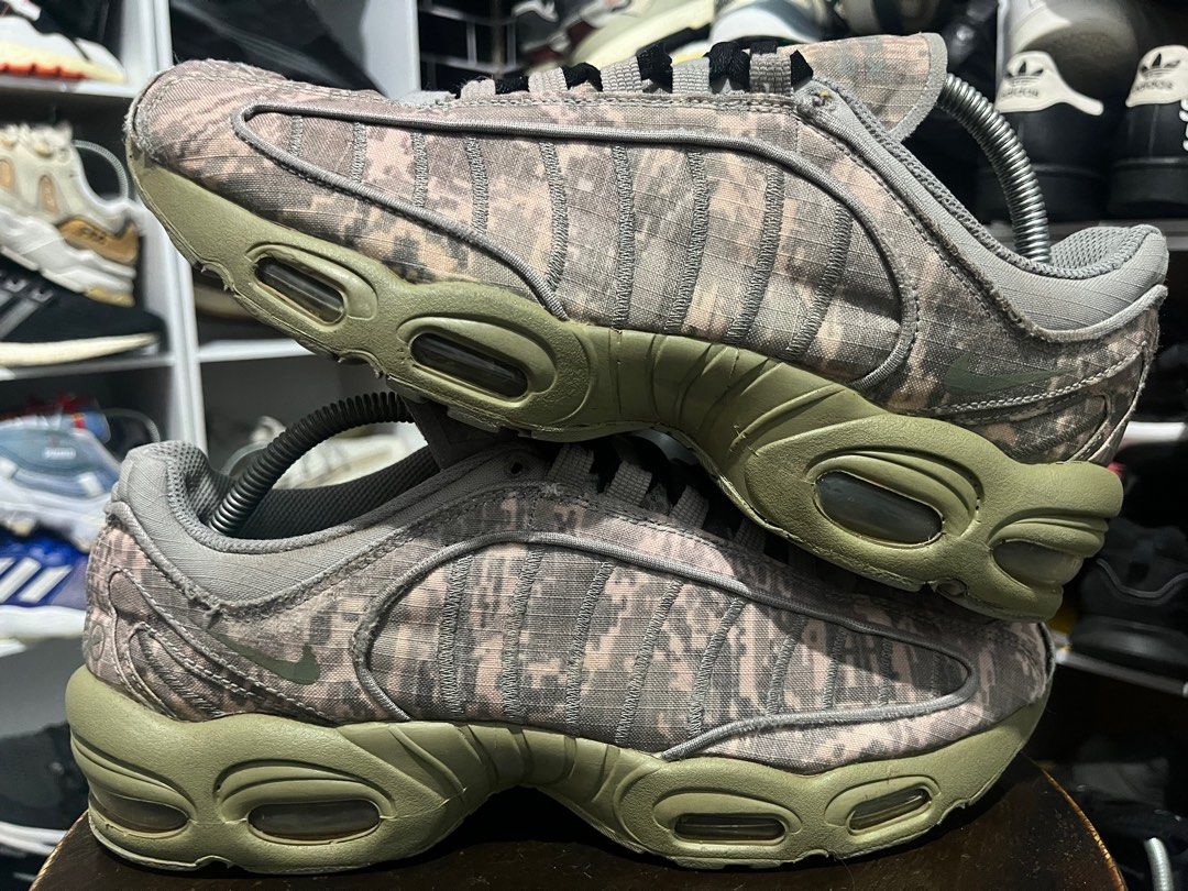 Nike discount tailwind camo