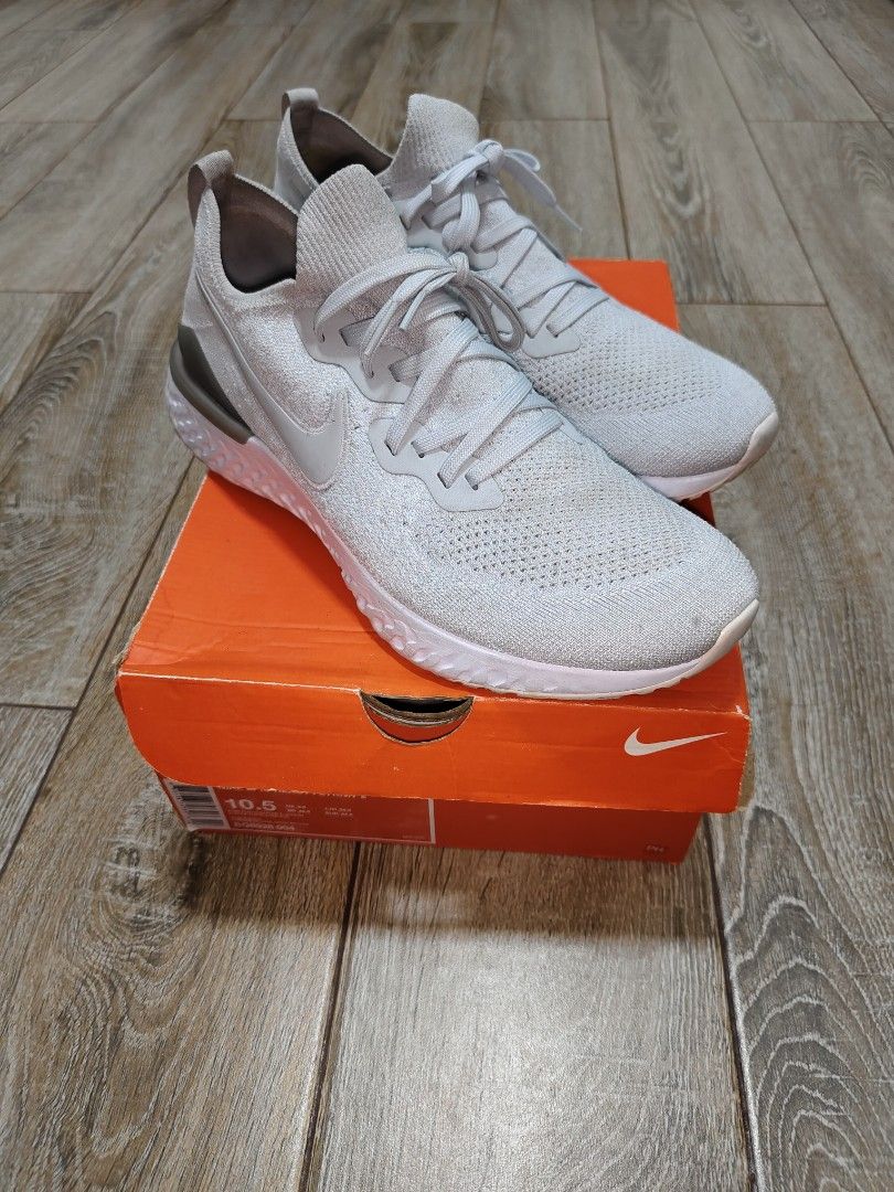 Epic react flyknit 2 pure platinum/wolf deals grey/white/pure platinum