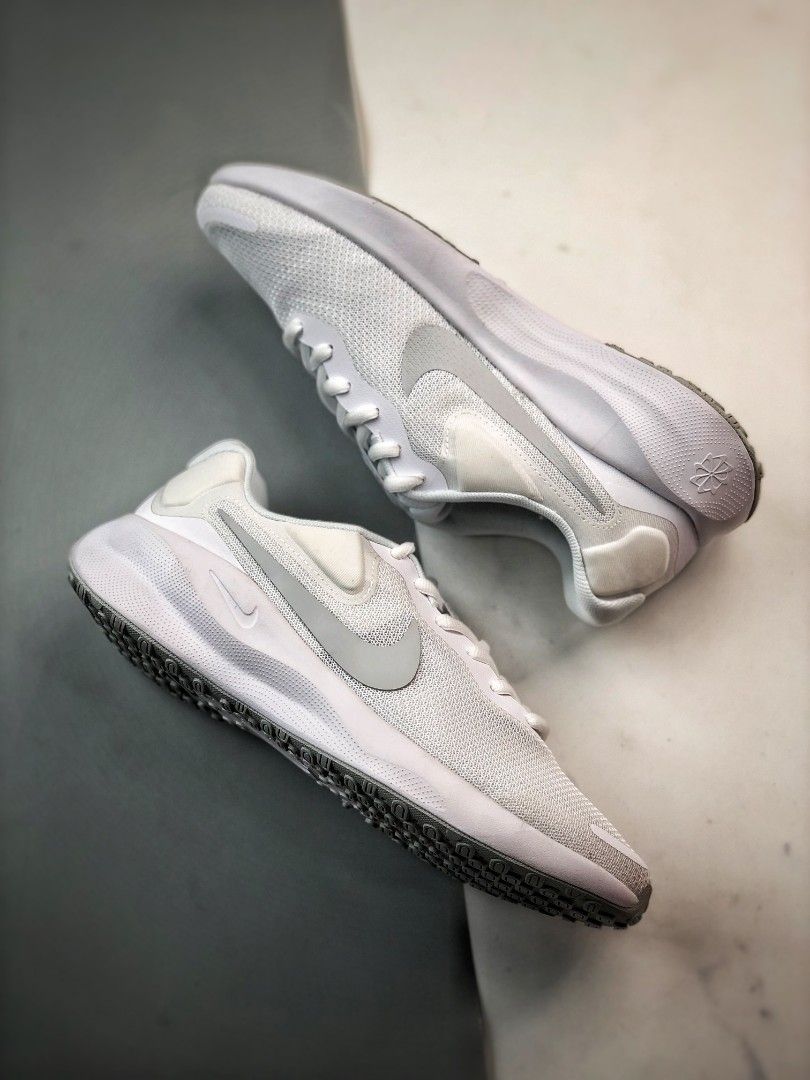 Nike Revolution 7 White Pure Platinum Running shoes