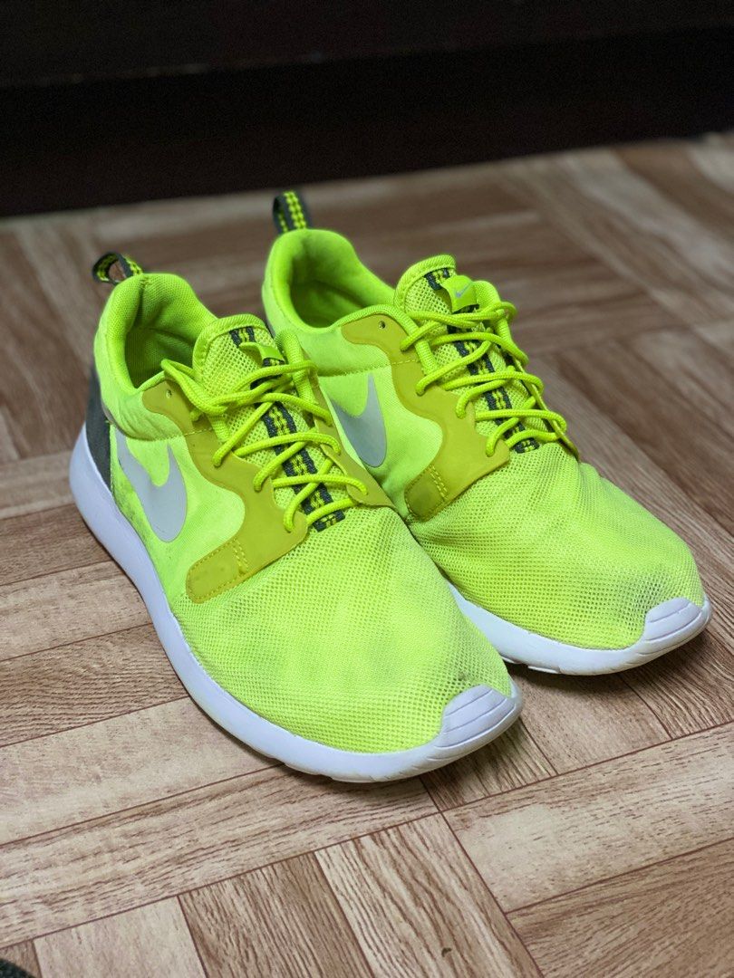 Nike roshe sale neon