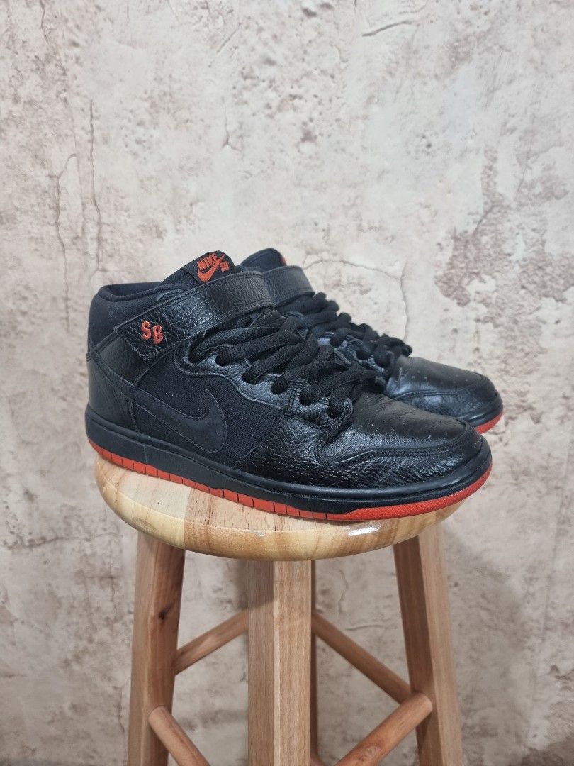 SALE Nike SB Halloween 2014 Mid Pro Dunk Sneaker Men s Fashion Footwear Sneakers on Carousell